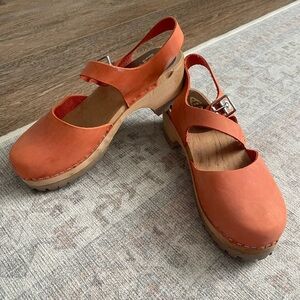 Mia Wooden clogs coral/orange